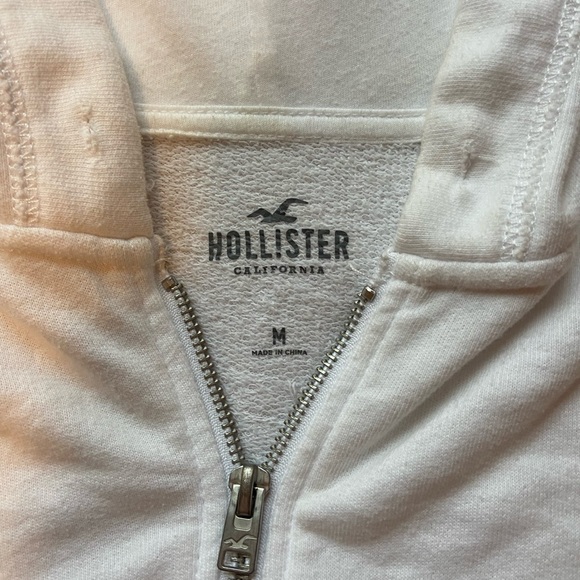 Hollister Oversized Zip-up - Picture 3 of 3